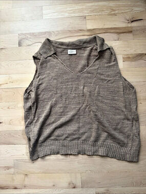 MUS & BOMBON Sleeveless V-Neck Knit Vest tank in tan Brown Size Medium
